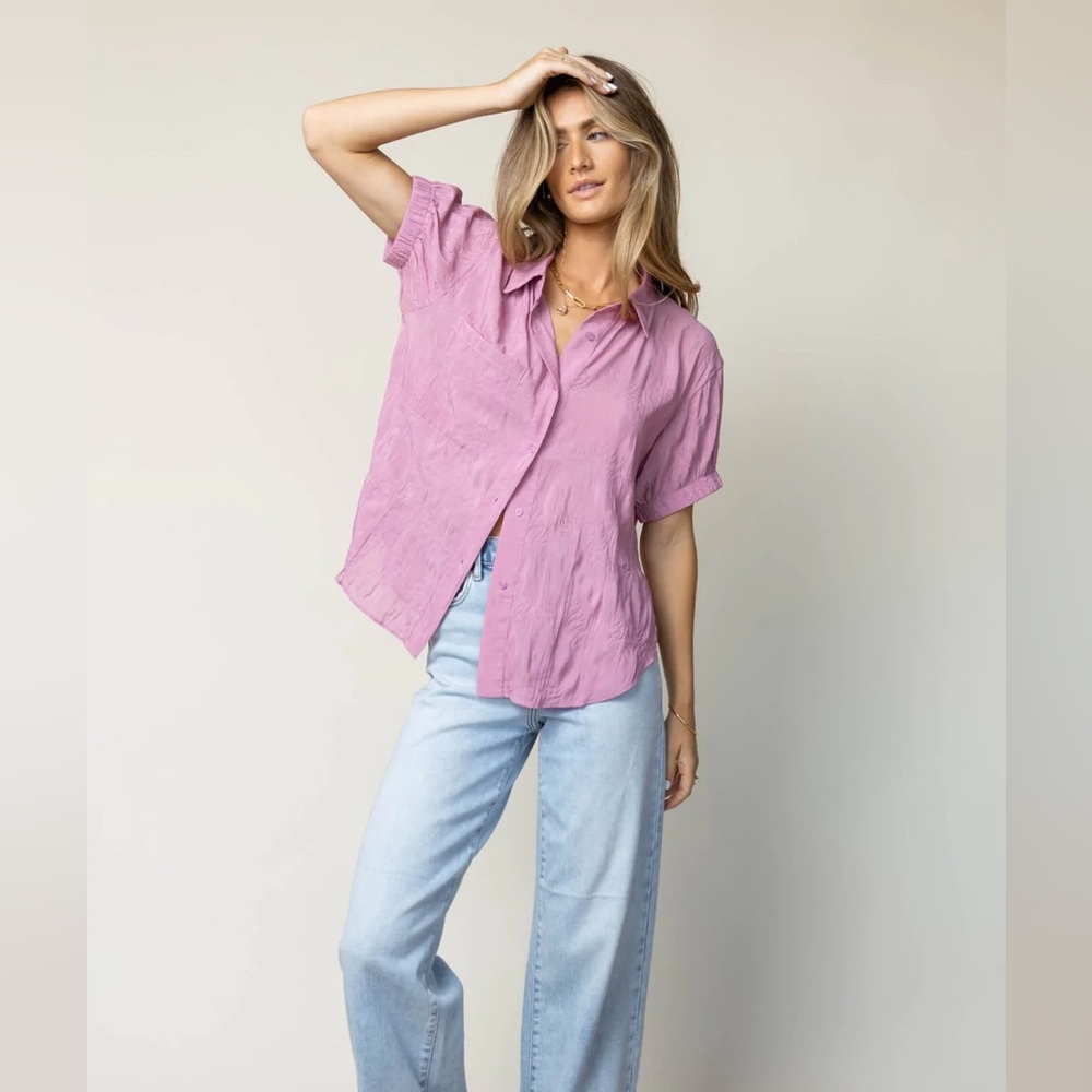 Bohme Wrinkle Button Front Top Euc - image 1